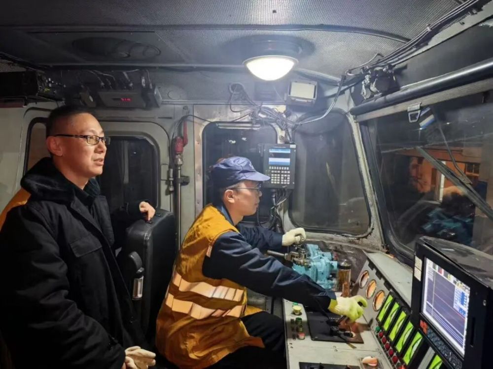 周波添乘 (2).jpg